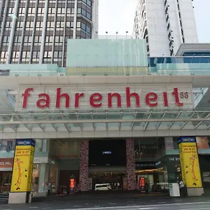 https://kl-plaza-suites.kualalumpurs-hotels.com